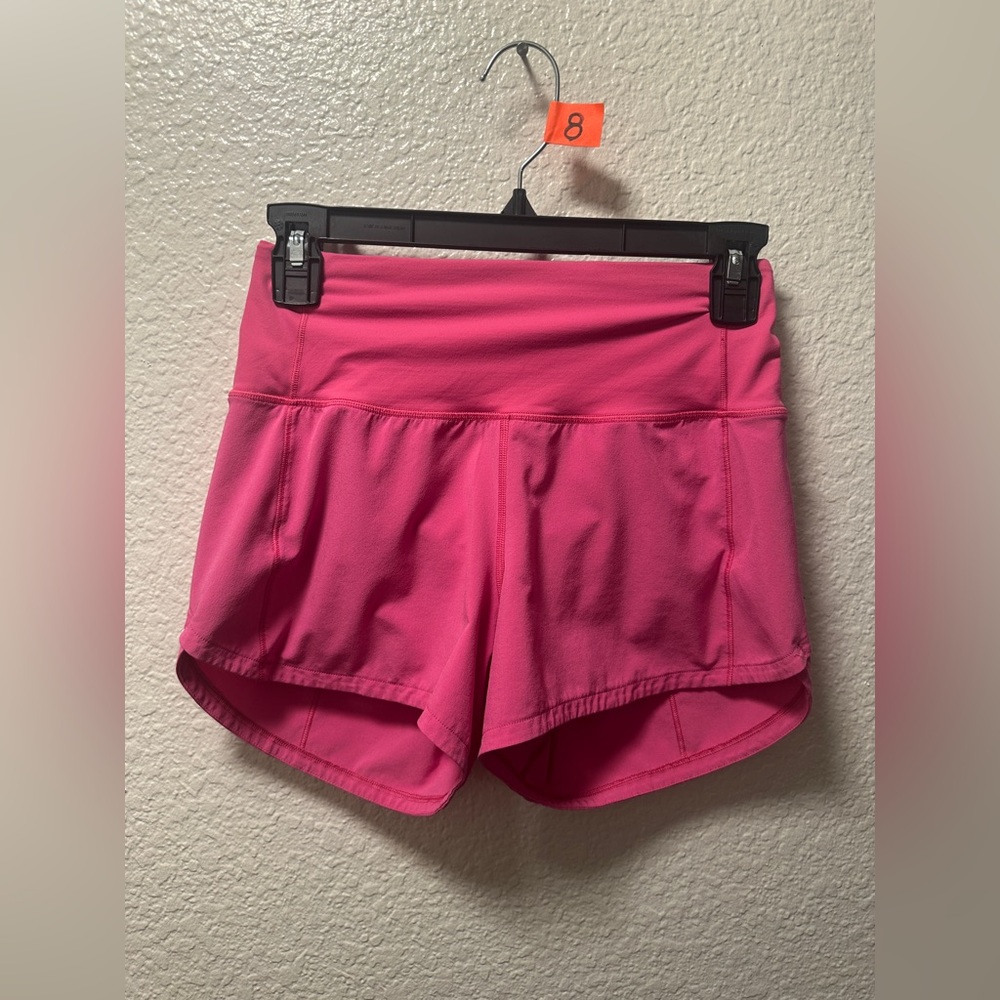 Lululemon high rise shorts size 2. A8